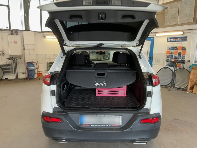 Jeep Cherokee 2.0 M-Jet Longitude 4WD — zdjęcie 10
