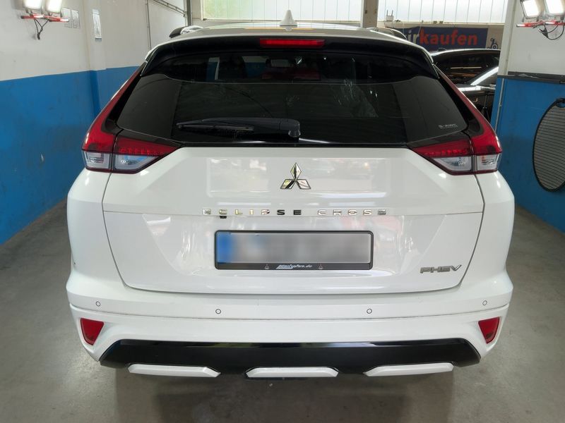 Mitsubishi Eclipse Cross 2.4 Plug-in Hybrid Top 4WD — zdjęcie 5