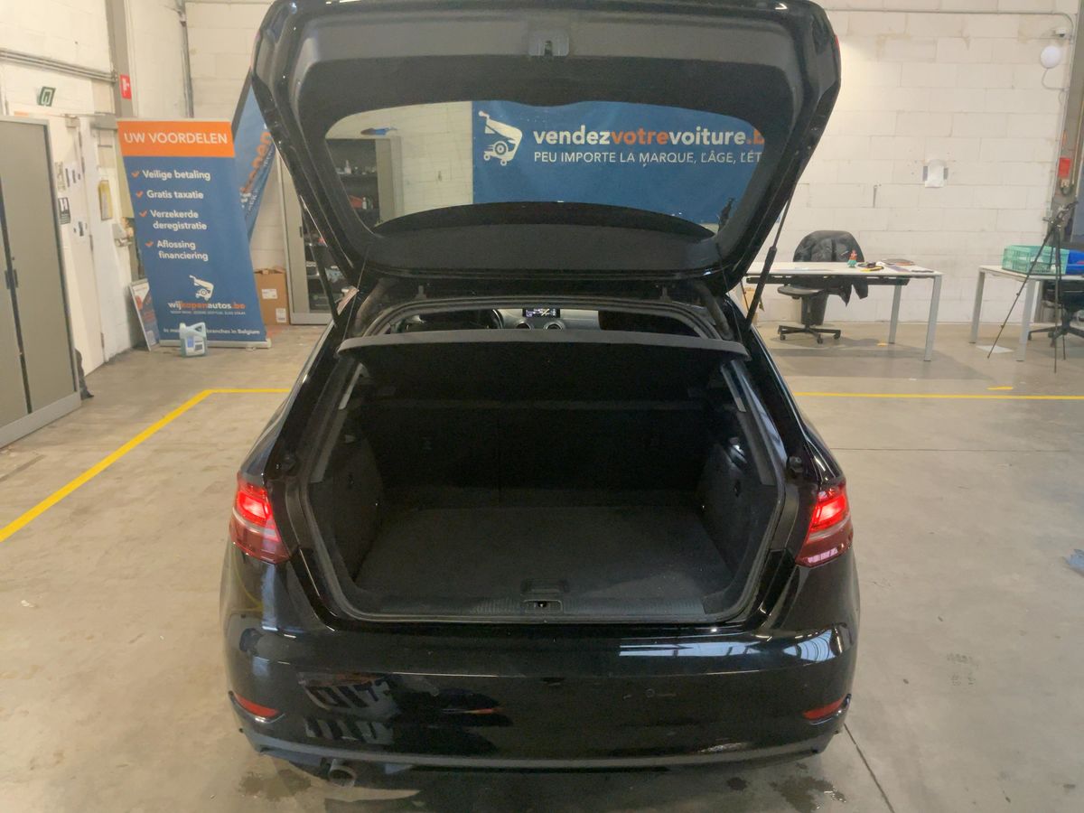 Audi A3 2019 — photo 16