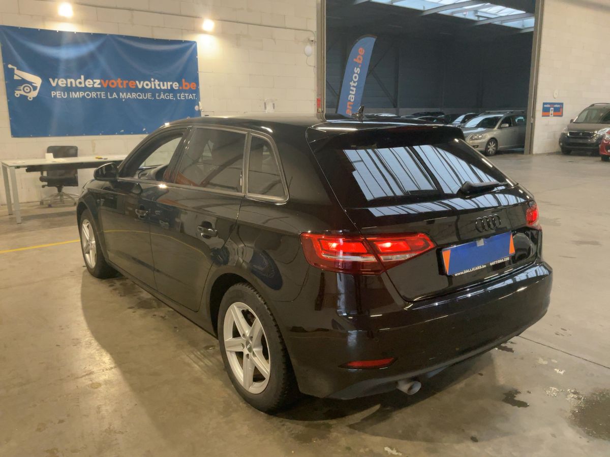 Audi A3 2019 — photo 7