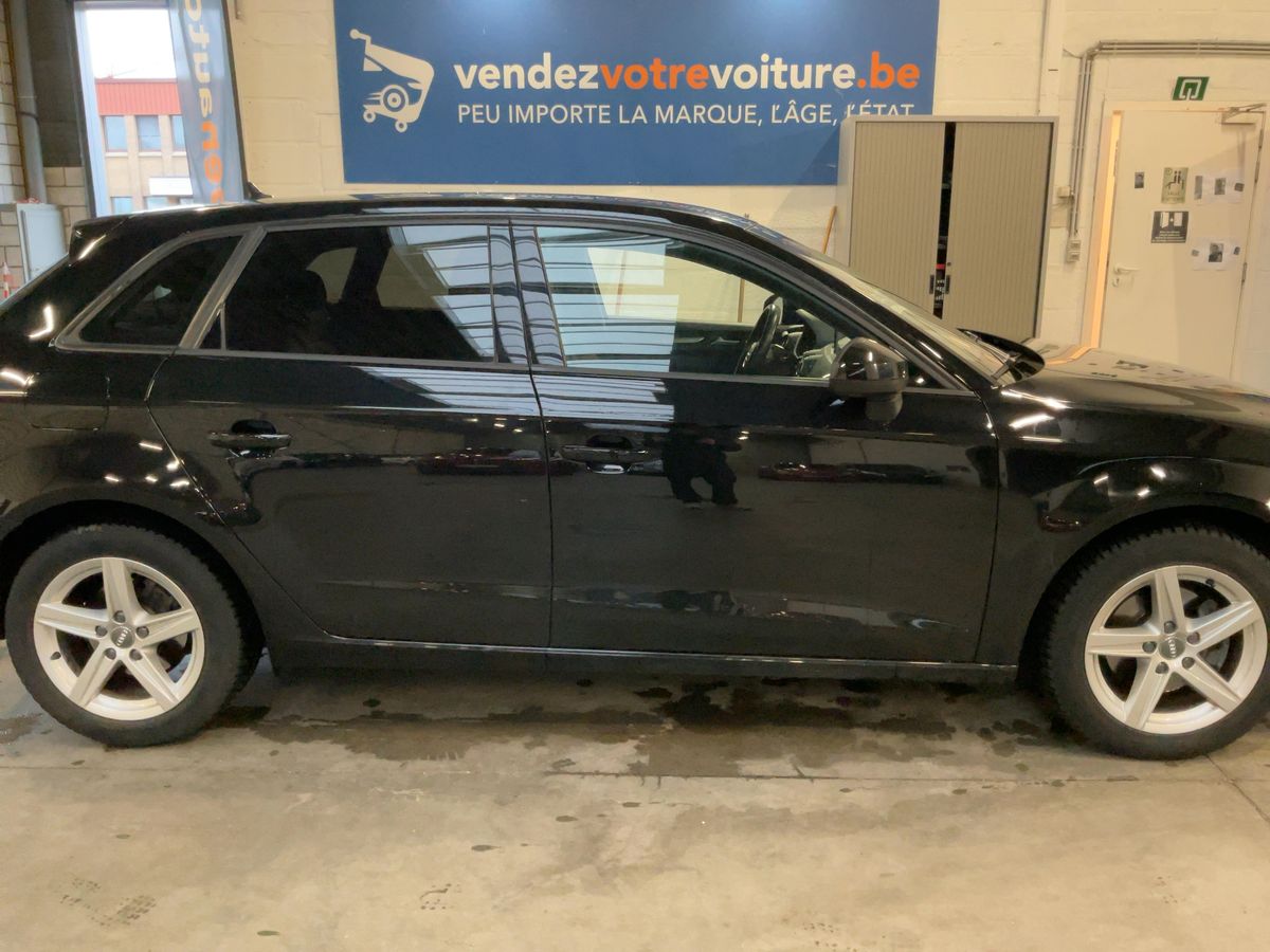 Audi A3 2019 — photo 11