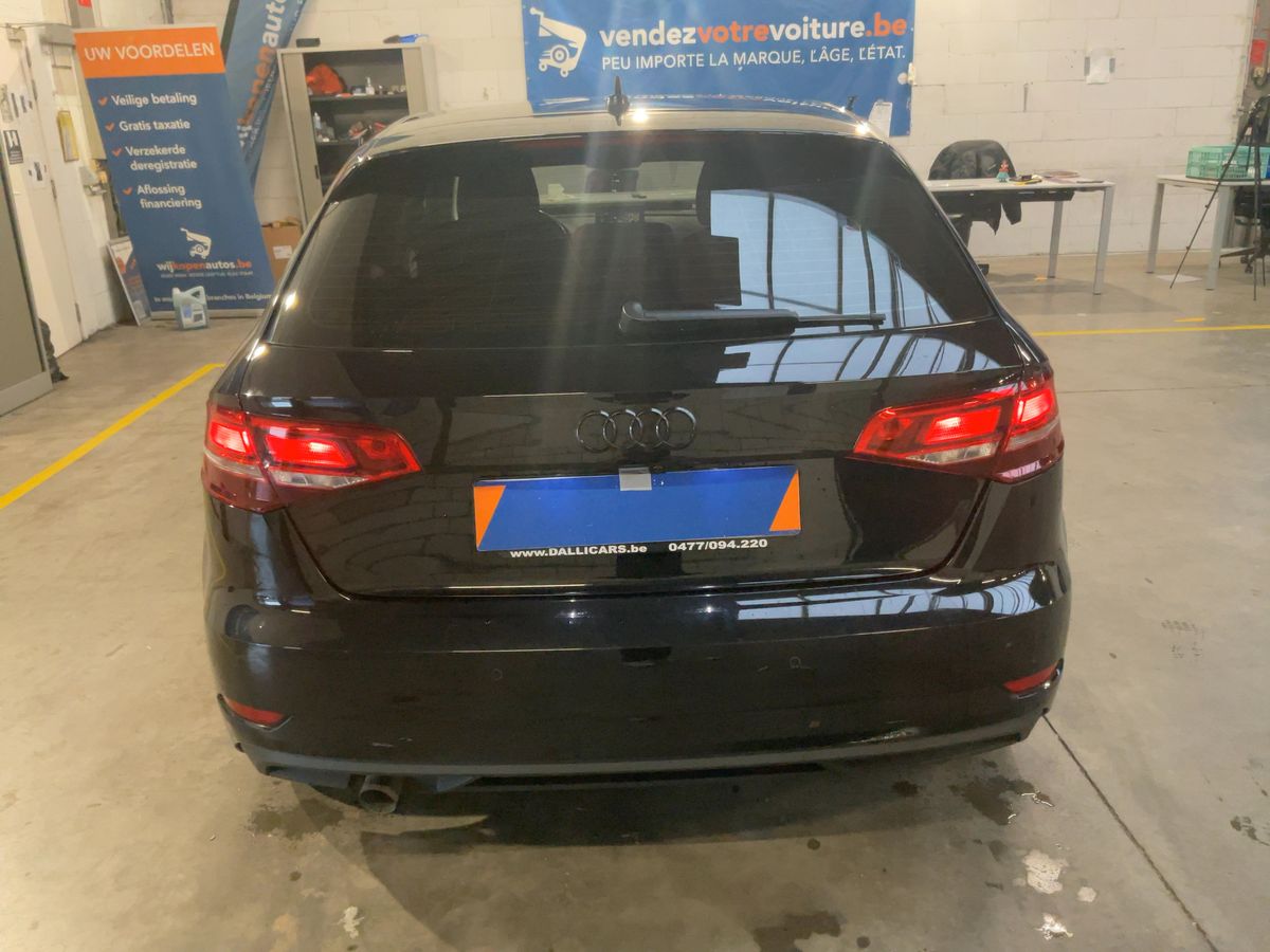 Audi A3 2019 — photo 8