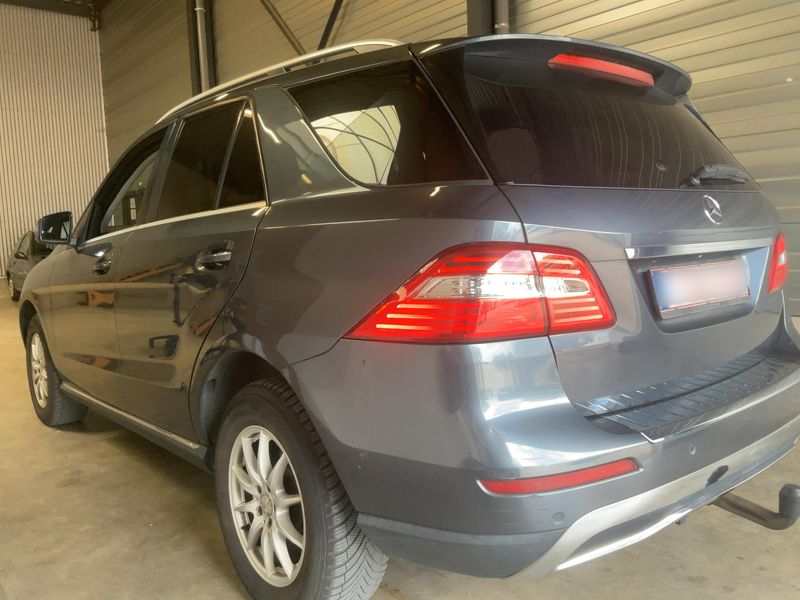 Mercedes-Benz M-Klasse ML 250 CDI BlueTEC — zdjęcie 3