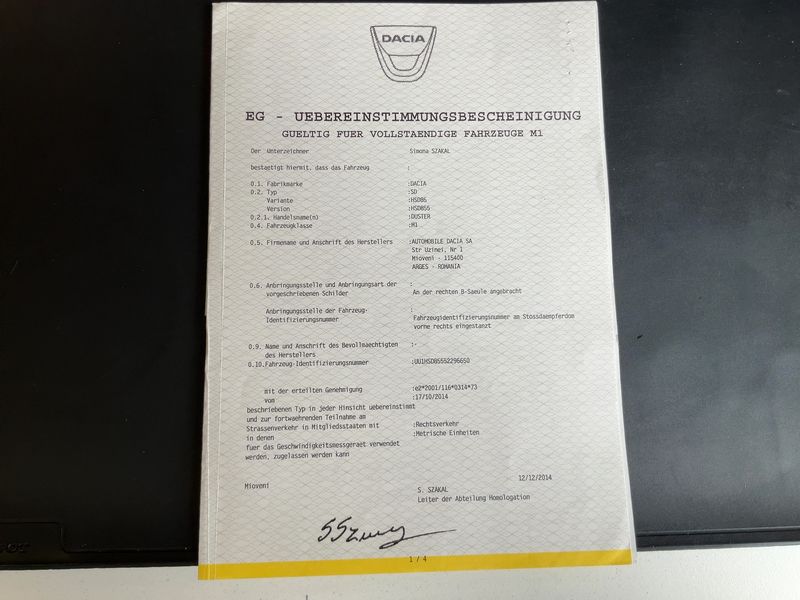 Dacia Duster 1.6 LPG Prestige 4x2 2015 – снимка 21