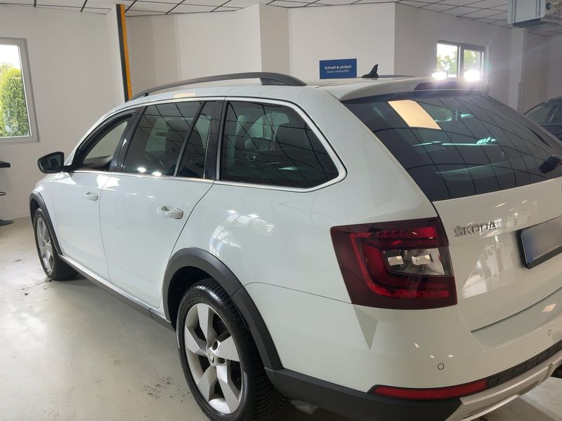 Skoda Octavia 2.0 TDI Scout 4x4 2017 – снимка 6