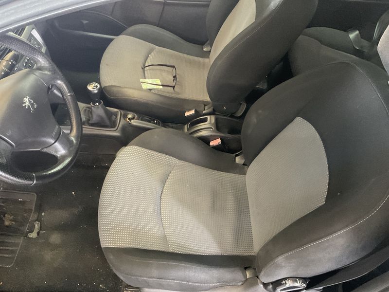 Peugeot 206 1.4 Grand Filou — zdjęcie 3
