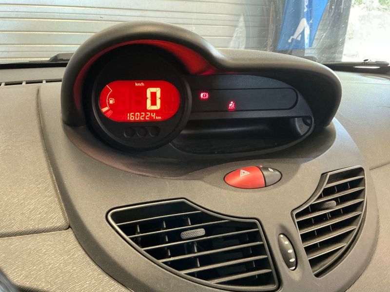 Renault Twingo 1.2 Authentique — zdjęcie 4