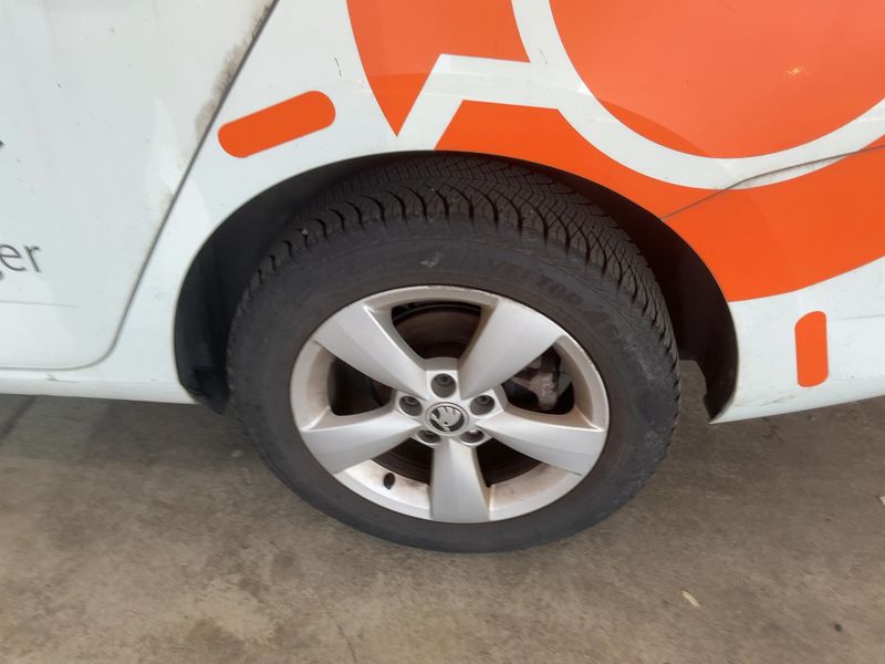 Skoda Fabia 1.4 TDI Style 2015 – снимка 5