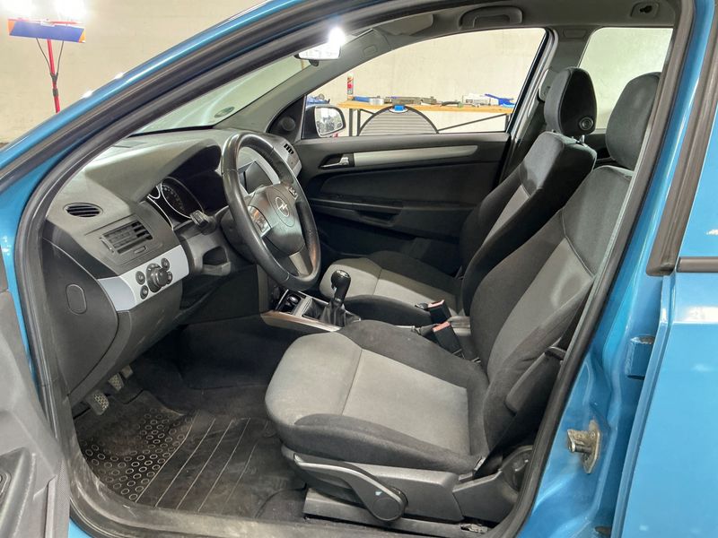 Opel Astra 1.8 Edition 2005 – снимка 3