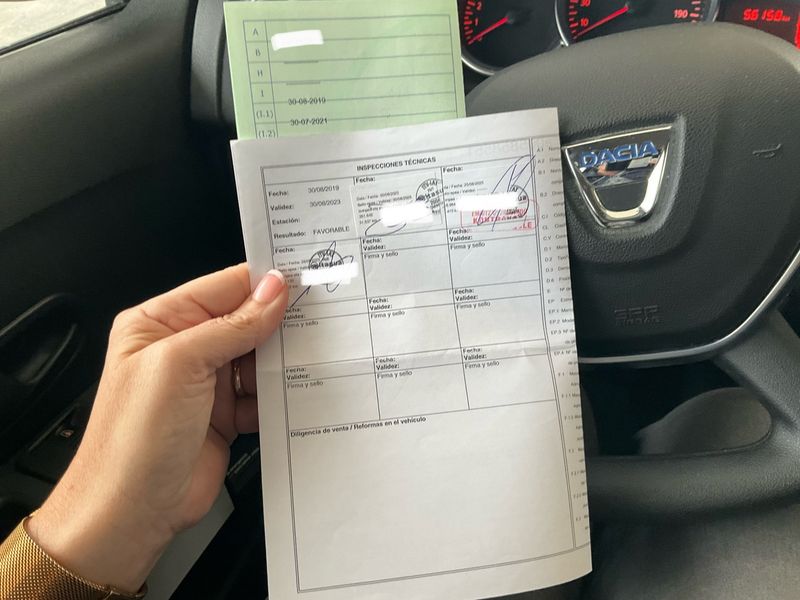 Dacia Logan 1.0 SCe Essential — zdjęcie 15