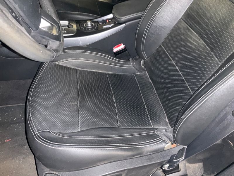 Renault Laguna 2.0 dCi Initiale 2009 – снимка 34