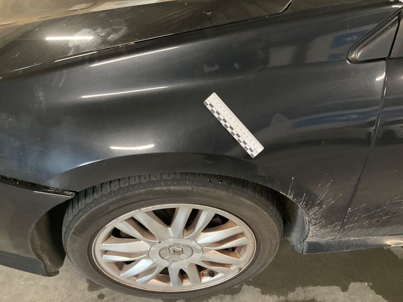 Renault Laguna 2.0 dCi Initiale 2009 – снимка 32