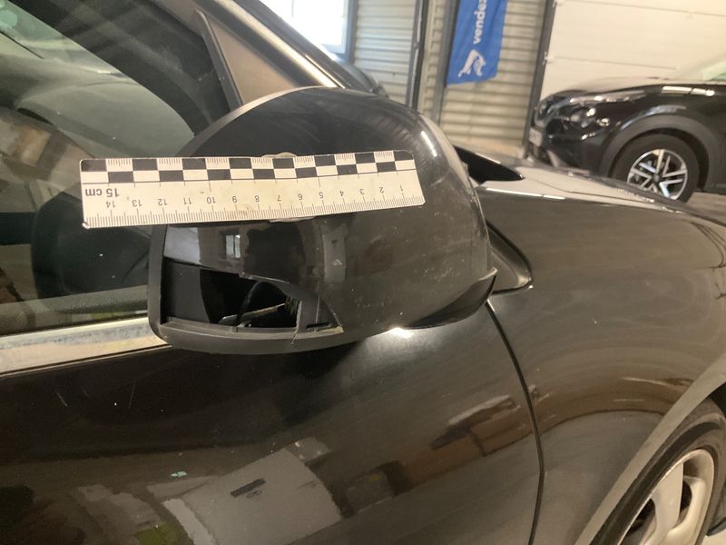 Renault Laguna 2.0 dCi Initiale 2009 – снимка 27