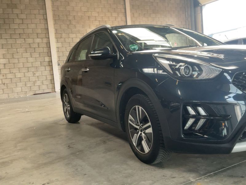 Kia Niro 1.6 Hybrid Business — zdjęcie 8