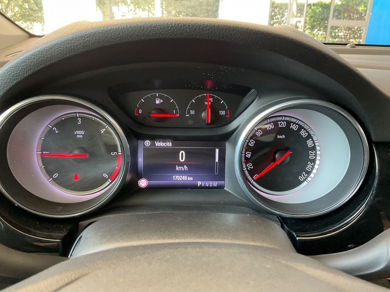 Opel Astra 1.6 CDTI DPF Innovation — zdjęcie 13