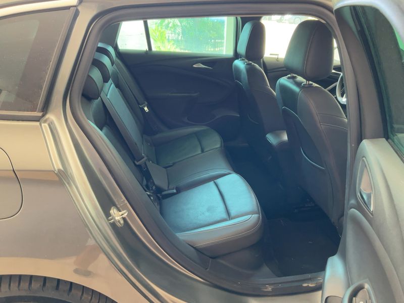 Opel Astra 1.6 CDTI DPF Innovation — zdjęcie 14