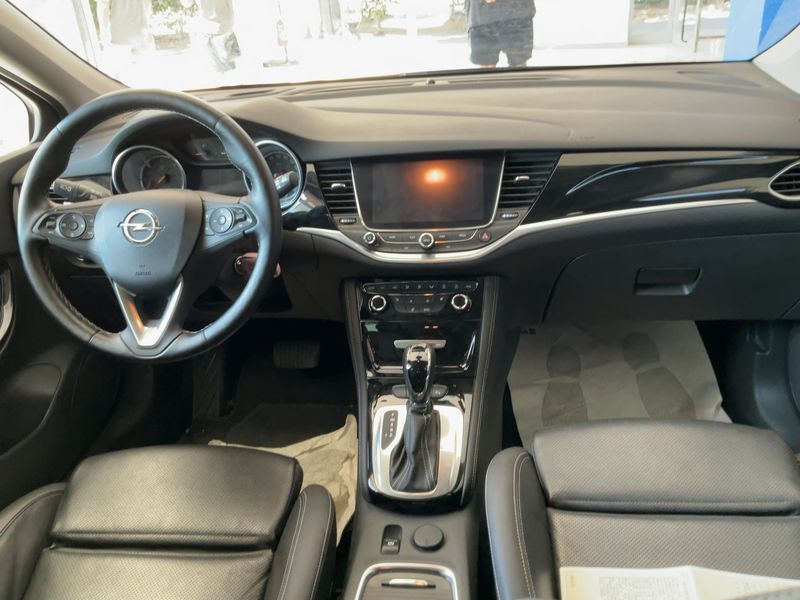 Opel Astra 1.6 CDTI DPF Innovation — zdjęcie 12