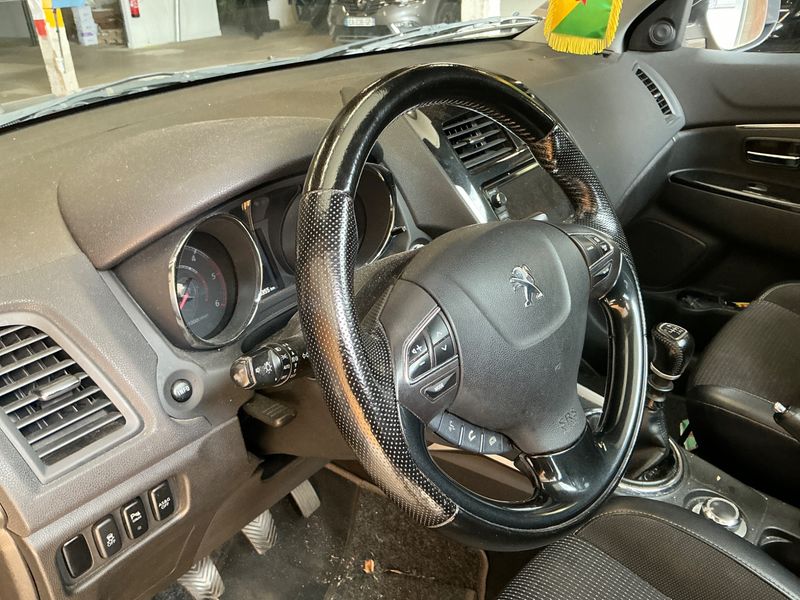 Peugeot 4008 1.6 HDi 2014 – снимка 30