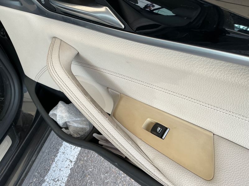 BMW 5er 520i 2019 – снимка 27