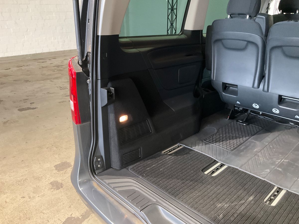 Mercedes-Benz V-Klasse 2016 — photo 37