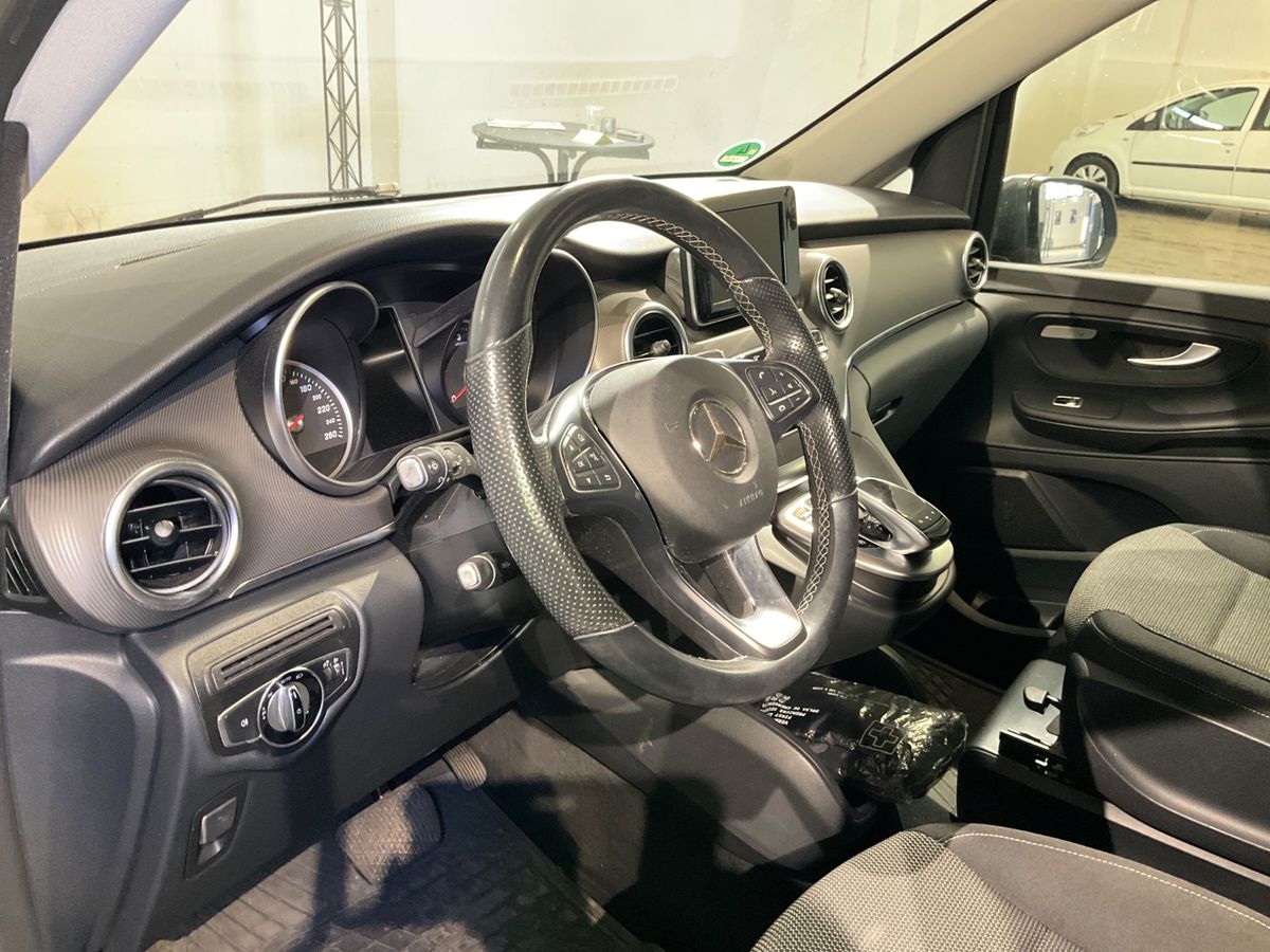 Mercedes-Benz V-Klasse 2016 — photo 41