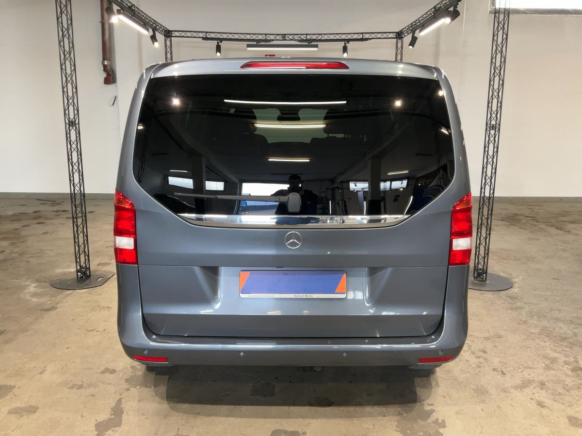 Mercedes-Benz V-Klasse 2016 — photo 8