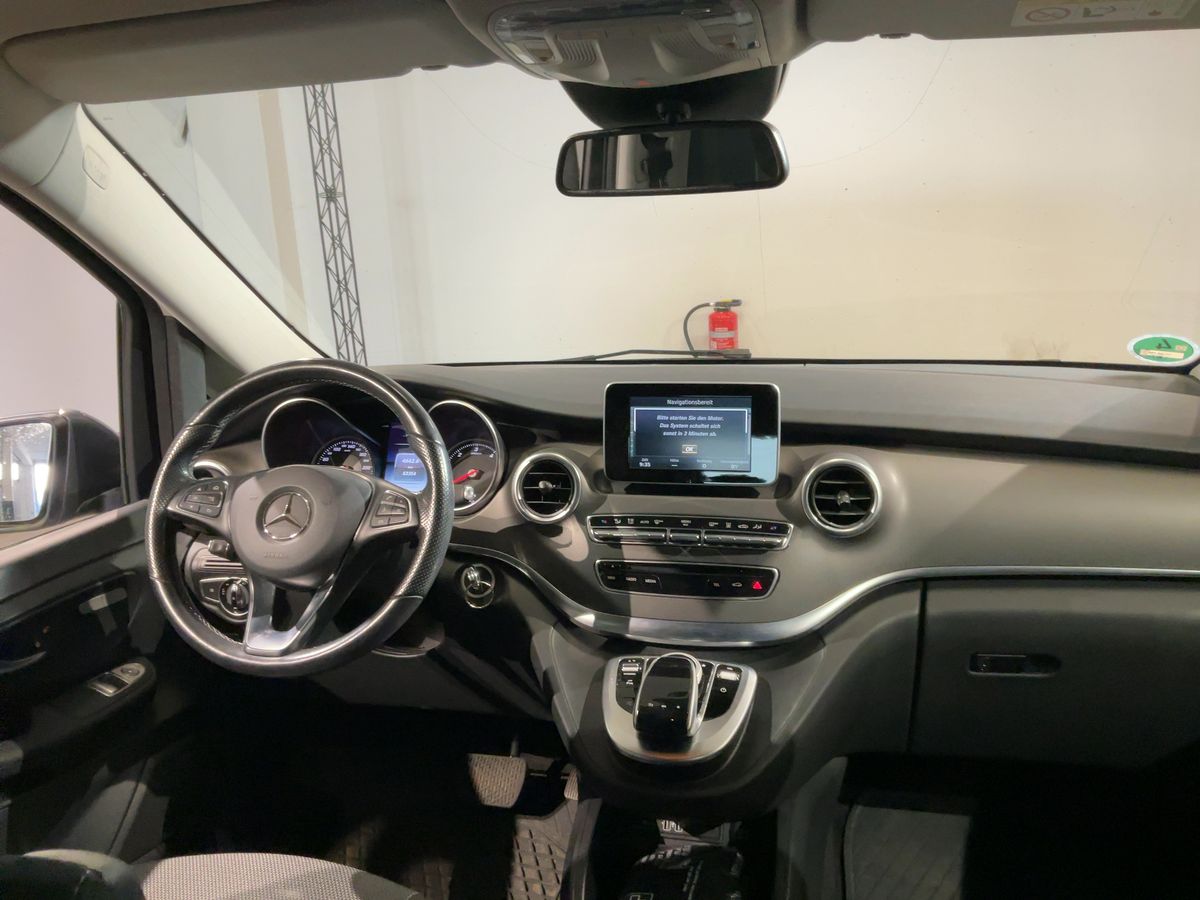 Mercedes-Benz V-Klasse 2016 — photo 18