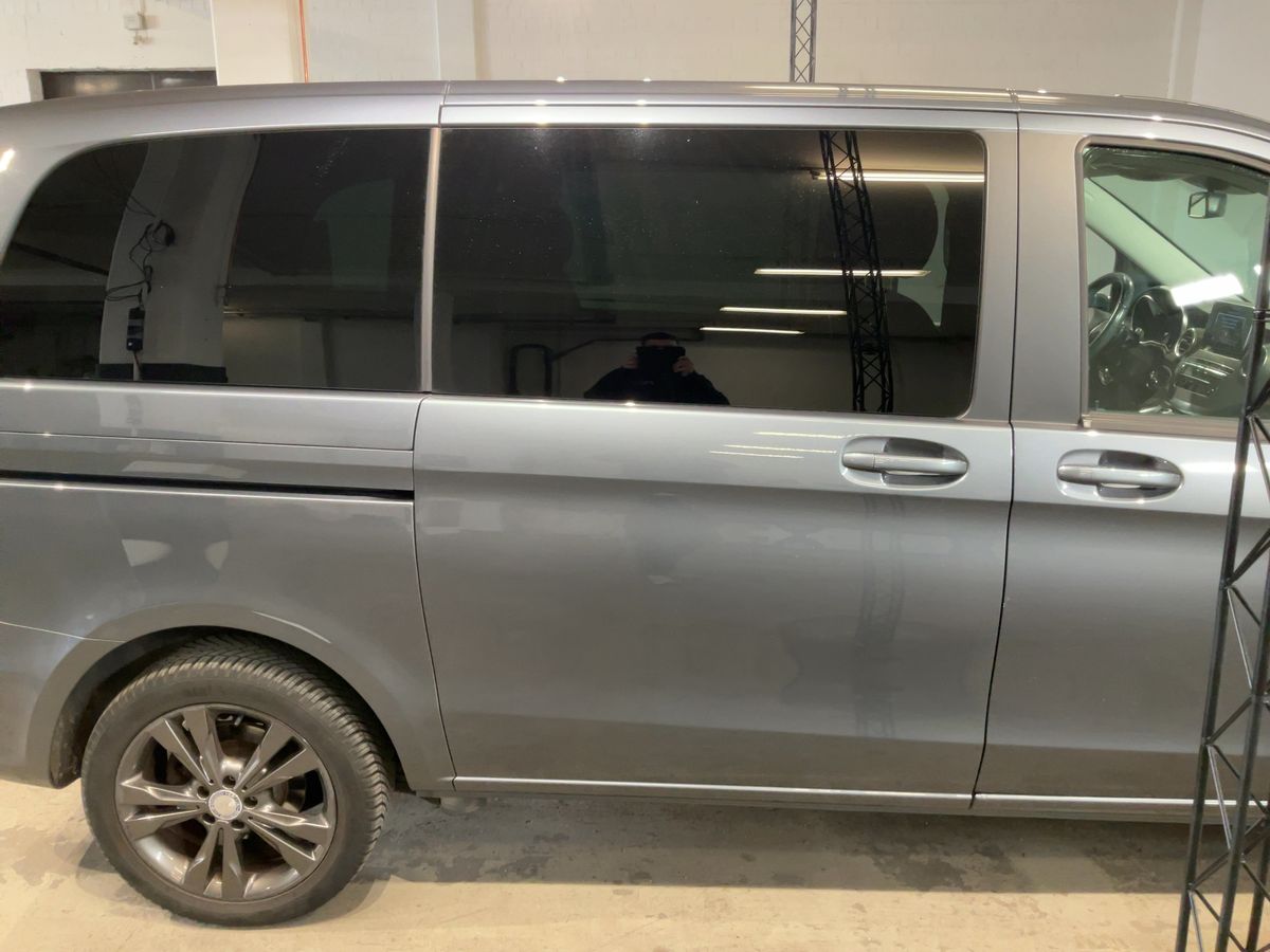 Mercedes-Benz V-Klasse 2016 — photo 11