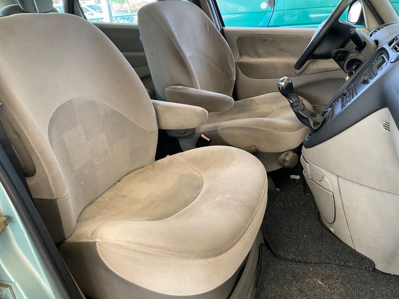 Citroen Xsara Picasso 2.0 HDi SX — zdjęcie 3