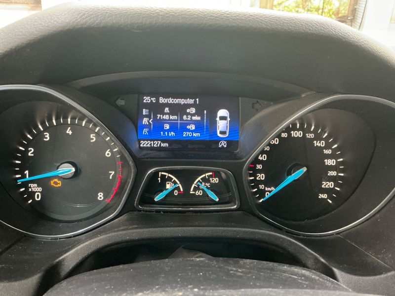 Ford Focus 1.0 EcoBoost Business 2015 – снимка 4