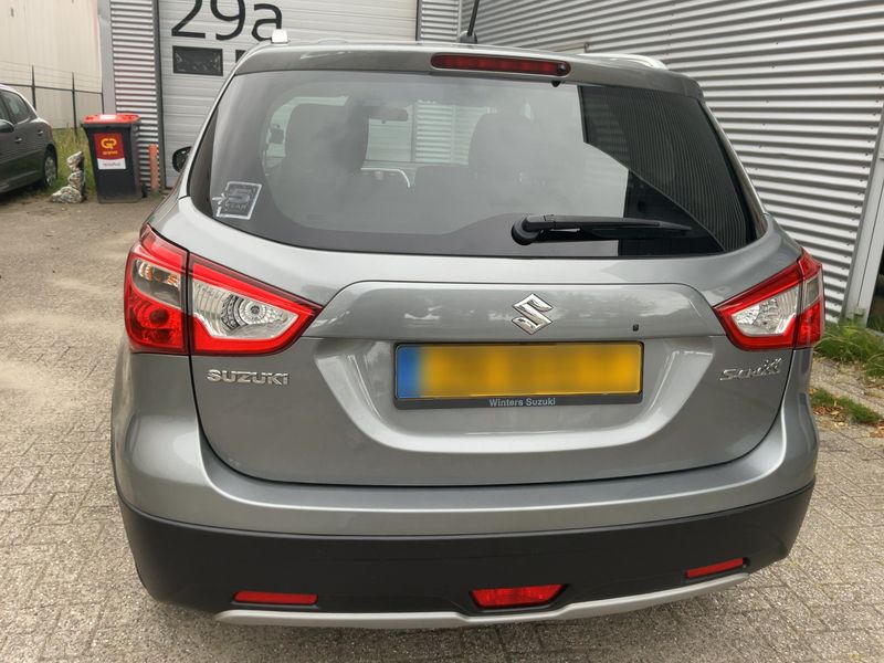 Suzuki SX4 1.6 Classic Club — zdjęcie 5
