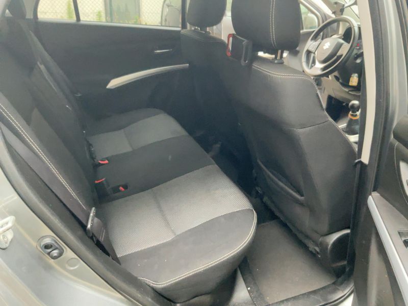 Suzuki SX4 1.6 Classic Club — zdjęcie 14