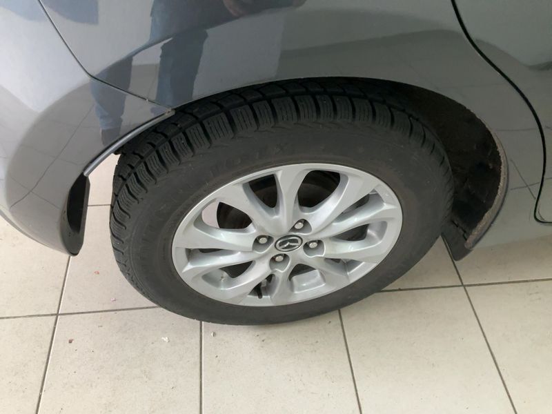 Mazda 2 1.5 Diesel Sports-Line 2016 – снимка 9