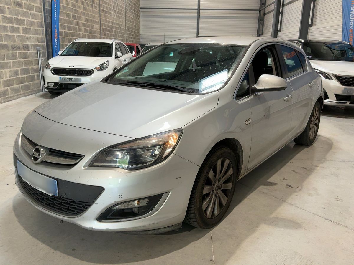 Opel Astra 2014