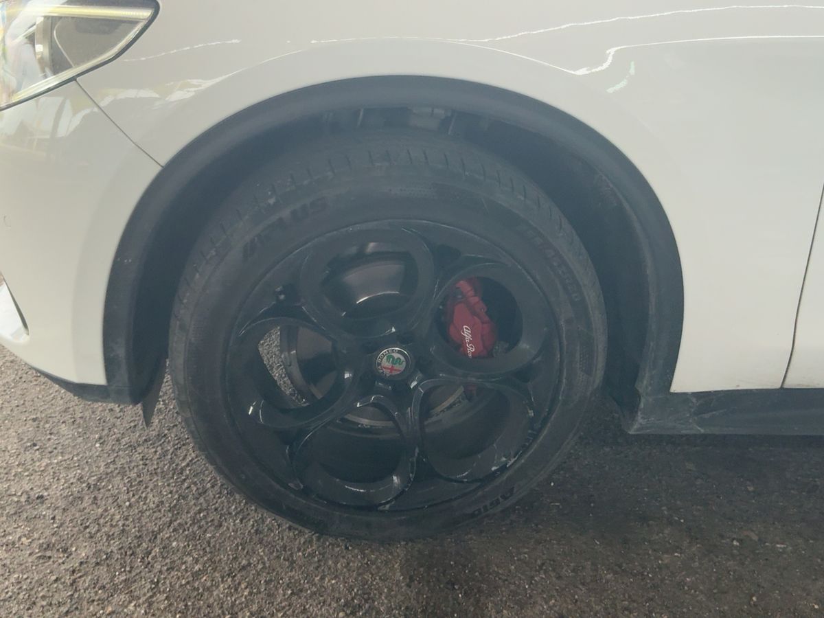 Alfa Romeo 2019 — photo 4