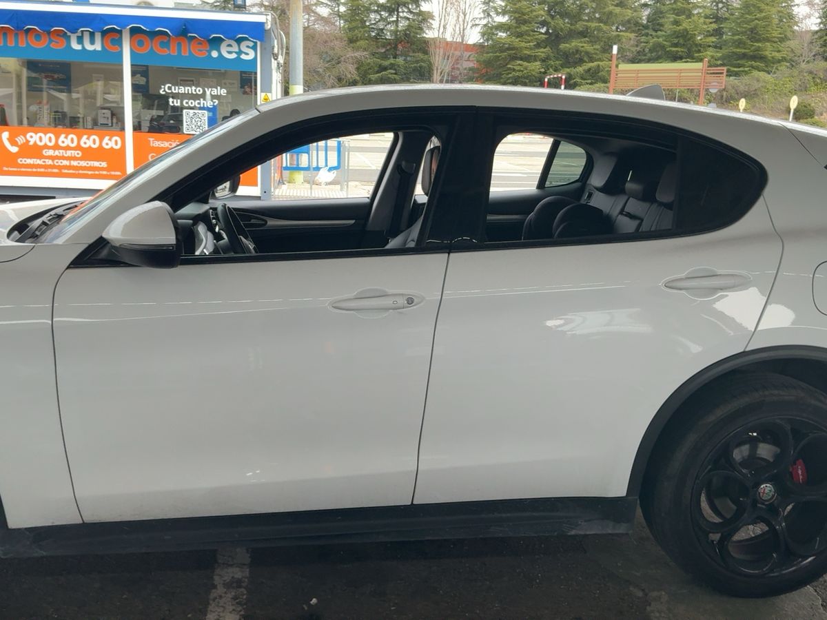 Alfa Romeo 2019 — photo 5