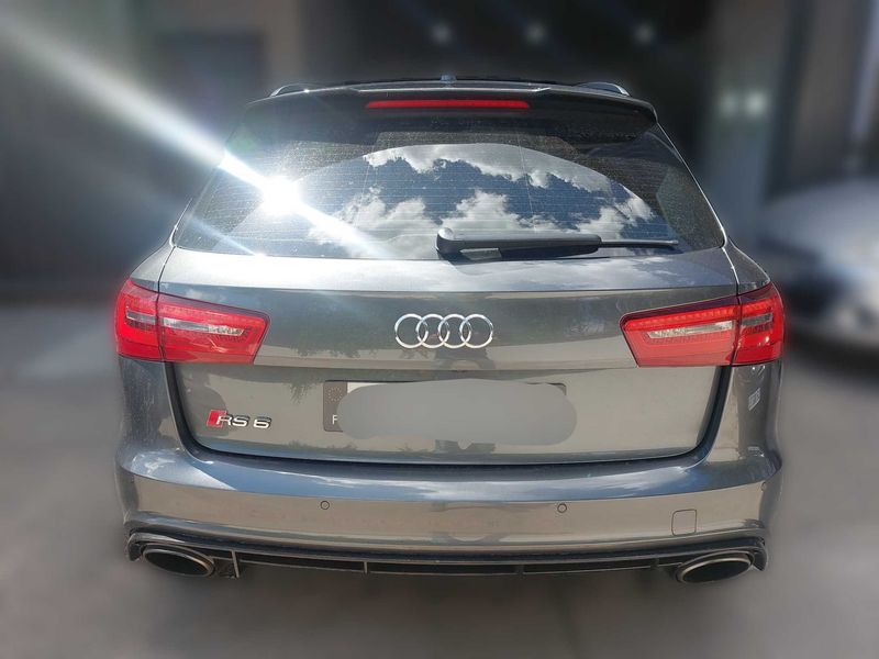 Audi RS 6 4.0 V8 TFSI quattro — zdjęcie 4
