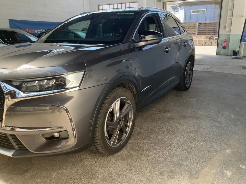 DS Automobiles DS7 Crossback 2.0 Blue-HDi GrandChic — zdjęcie 2