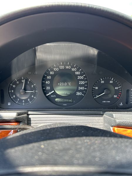 Mercedes-Benz E-Klasse E 200 CDI Classic — zdjęcie 15