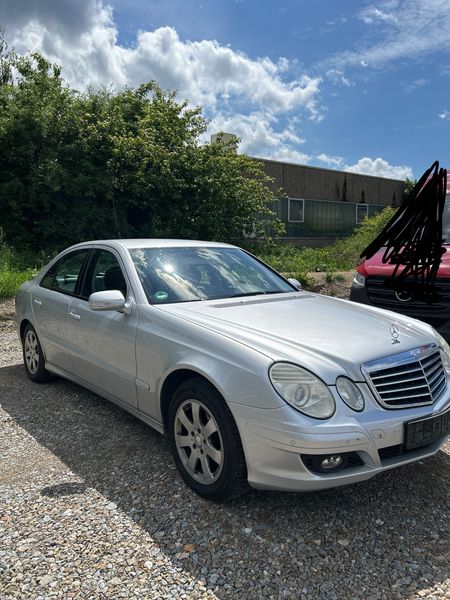 Mercedes-Benz E-Klasse E 200 CDI Classic — zdjęcie 19