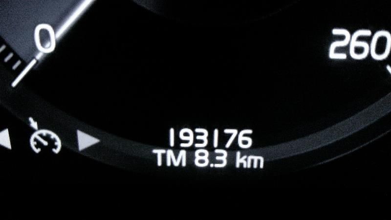 Volvo V60 2.0 B4 Mild-Hybrid — zdjęcie 11