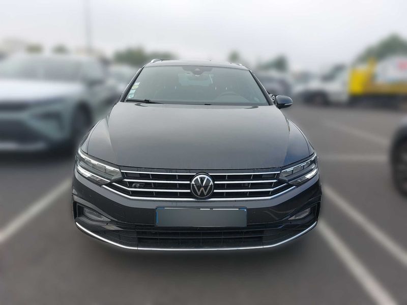 Volkswagen Passat 2.0 TDI Elegance — zdjęcie 7