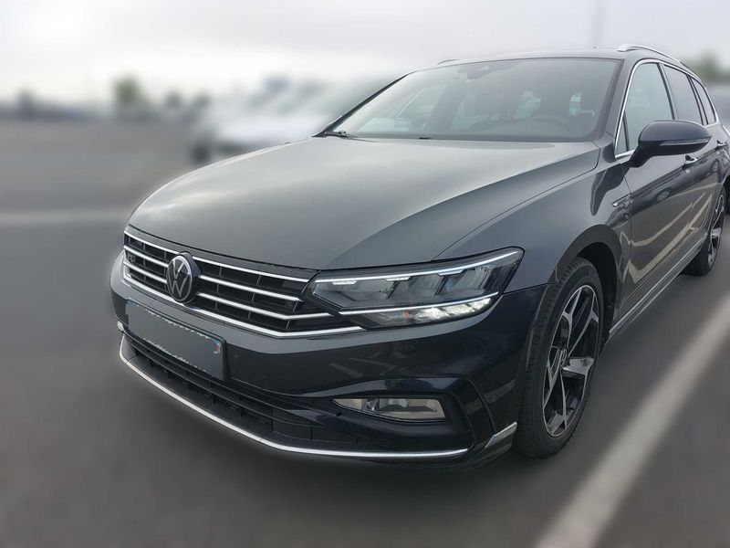 Volkswagen Passat 2.0 TDI Elegance — zdjęcie 2