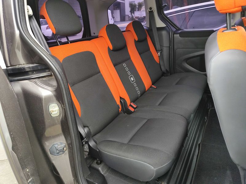 Citroen Berlingo 1.6 Blue-HDi Live Edition — zdjęcie 13