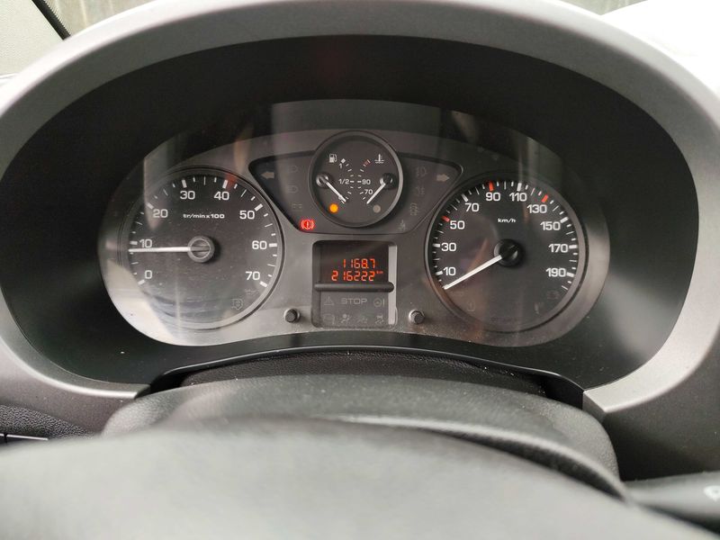 Citroen Berlingo 1.6 Blue-HDi Live Edition — zdjęcie 12