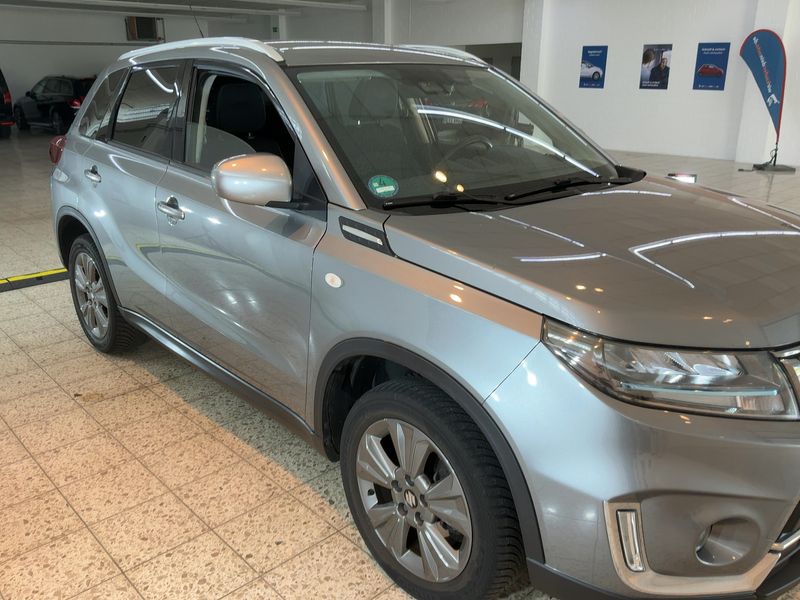 Suzuki Vitara 1.4 BoosterJet Mild-Hybrid Comfort 4x2 — zdjęcie 8