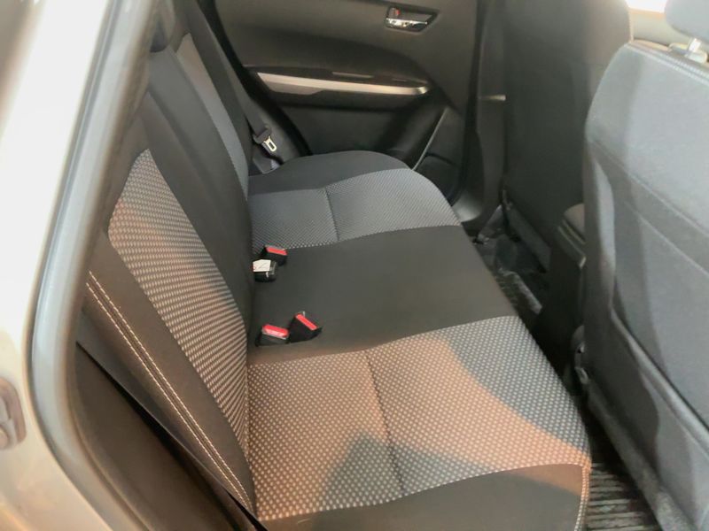 Suzuki Vitara 1.4 BoosterJet Mild-Hybrid Comfort 4x2 — zdjęcie 14