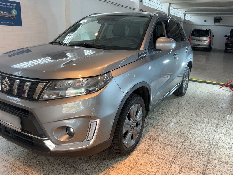 Suzuki Vitara 1.4 BoosterJet Mild-Hybrid Comfort 4x2 — zdjęcie 2