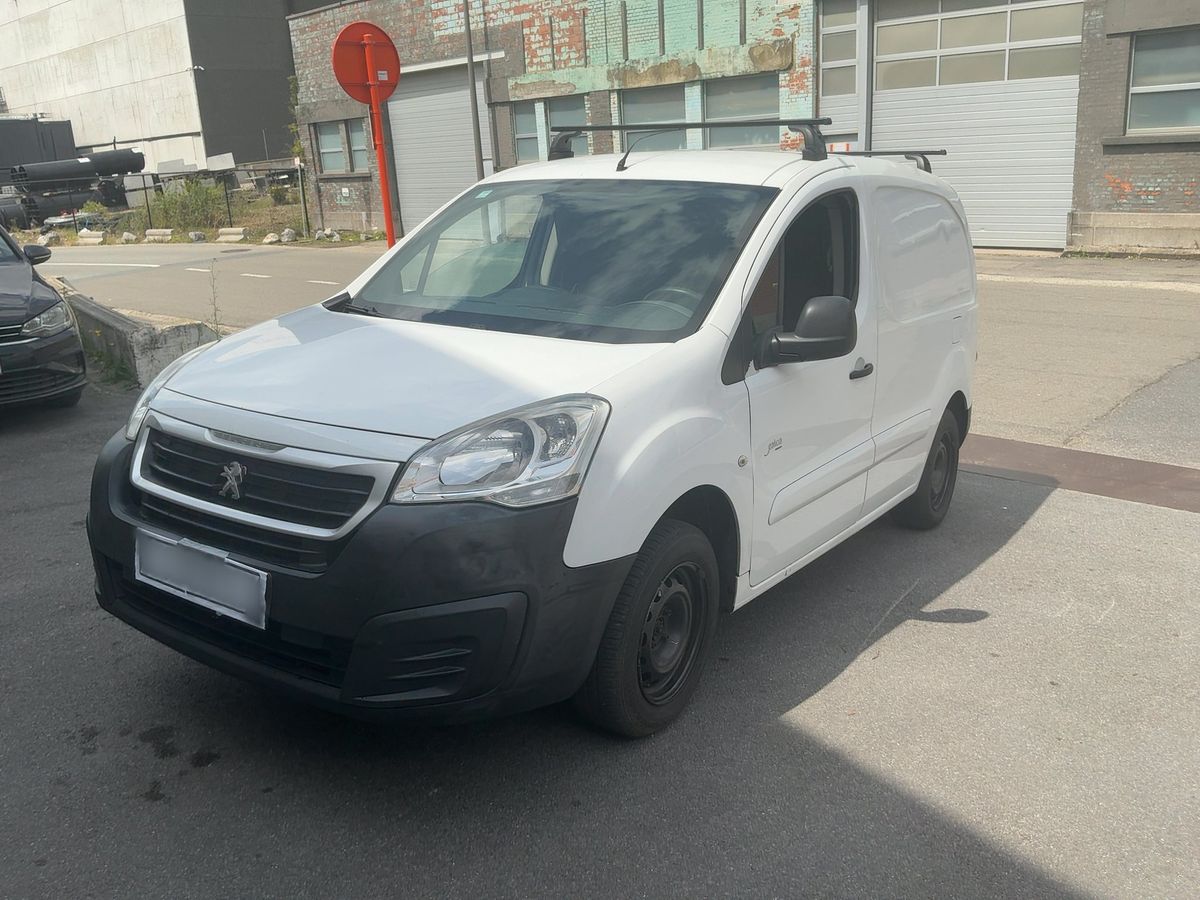 Peugeot Partner 2018 — photo 1