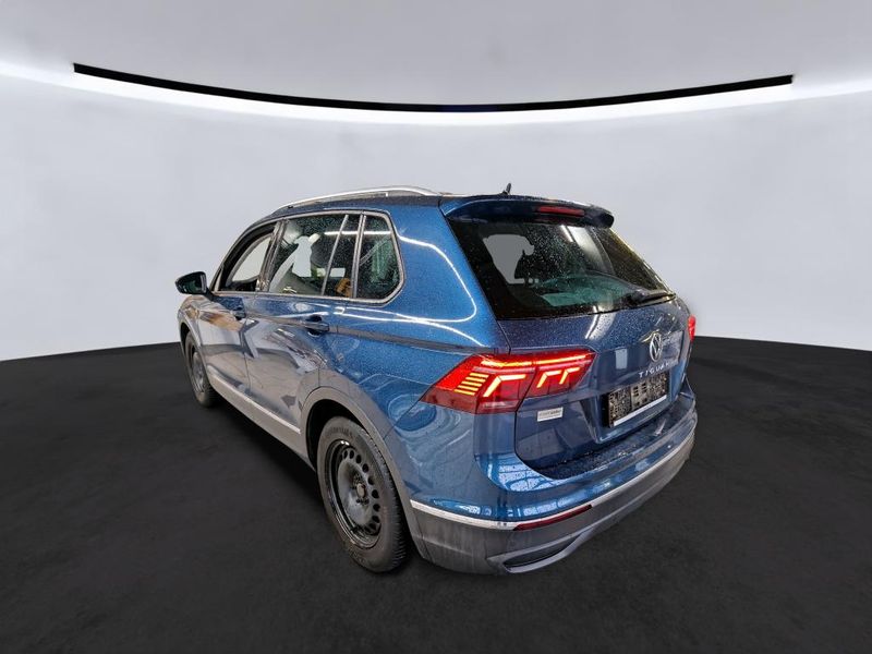 Volkswagen Tiguan 1.5 TSI ACT Active — zdjęcie 14